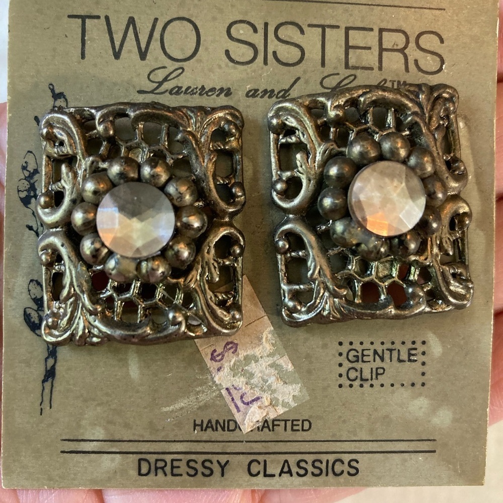 Two Sisters‎ Lauren & Leah Ornate Vintage Clip on Earrings New Old Stock